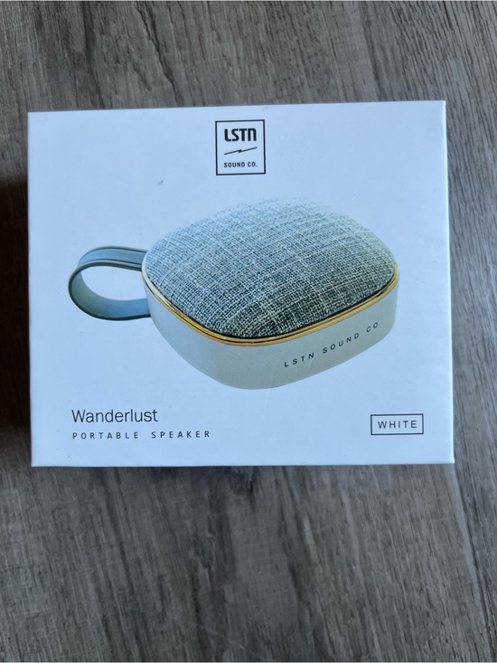 LSTN Other - LSTN Wanderlust Portable Speaker - White with Gray Fabric and Gold Trim